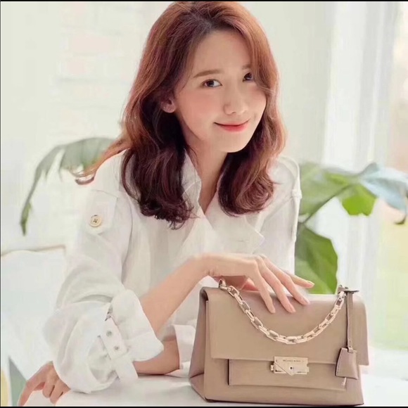 SOLD Michael Kors CeCe Med Shoulder Bag - Picture 6 of 6